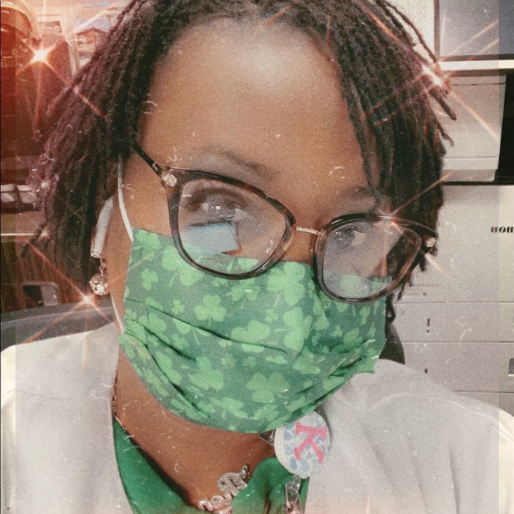 Meet your Posher, Karin